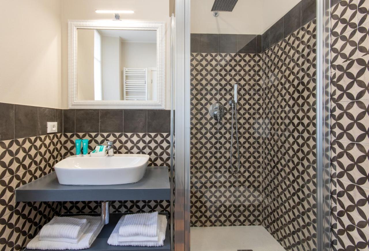 Aqualago Casa Vacanze - Apartament B Verbania Dış mekan fotoğraf